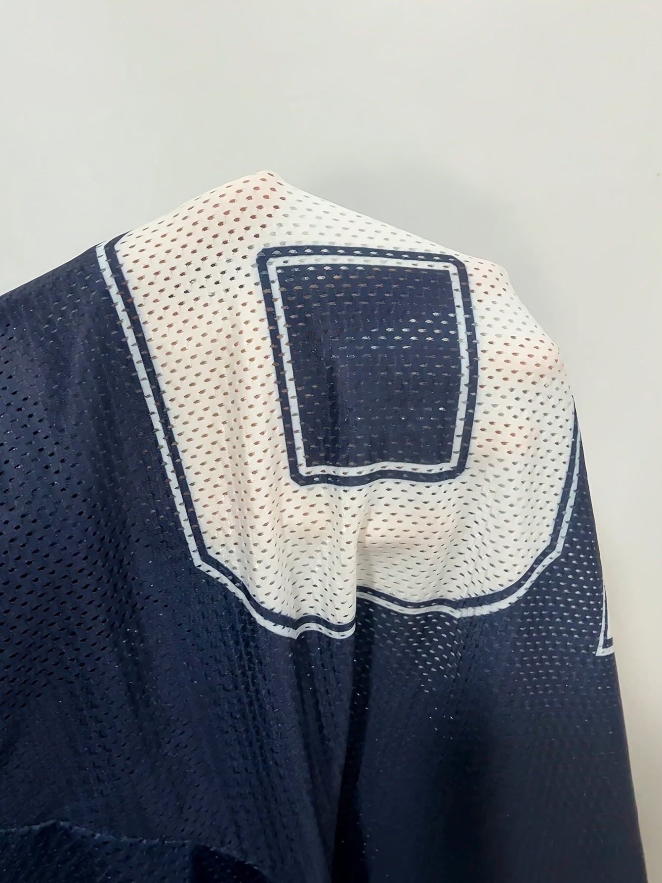 Women's Spring/summer Graphic T-shirt, Short-sleeved Loose-fit Sport T-shirt with Digital Graphics and Color-blocked Lettering