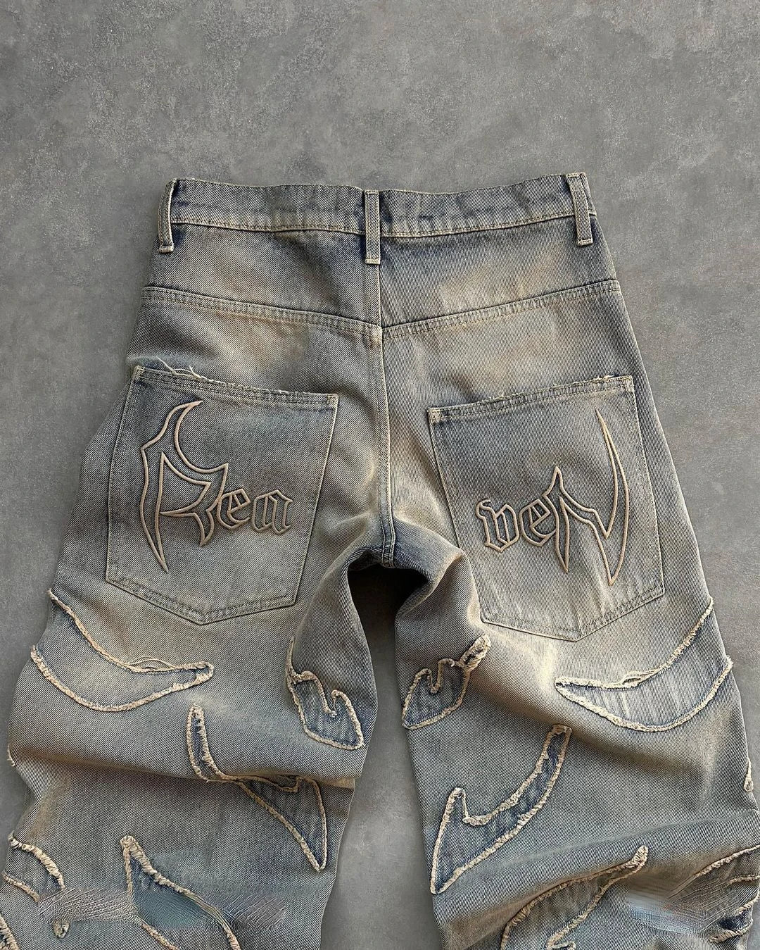 Y2k Retro Gothic Streetwear Raw Edge Embroidery Patchwork Baggy Jeans Men Fashion Hip Hop High Waist Denim Pants Ripped Jeans