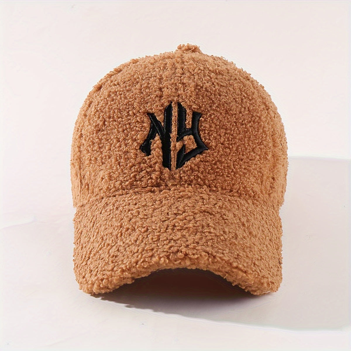 New York Embroidered Baseball Cap for Winter, Suitable for Both Men And Women, Featuring a Solid Color Design, Perfect for Outdoor Adventures