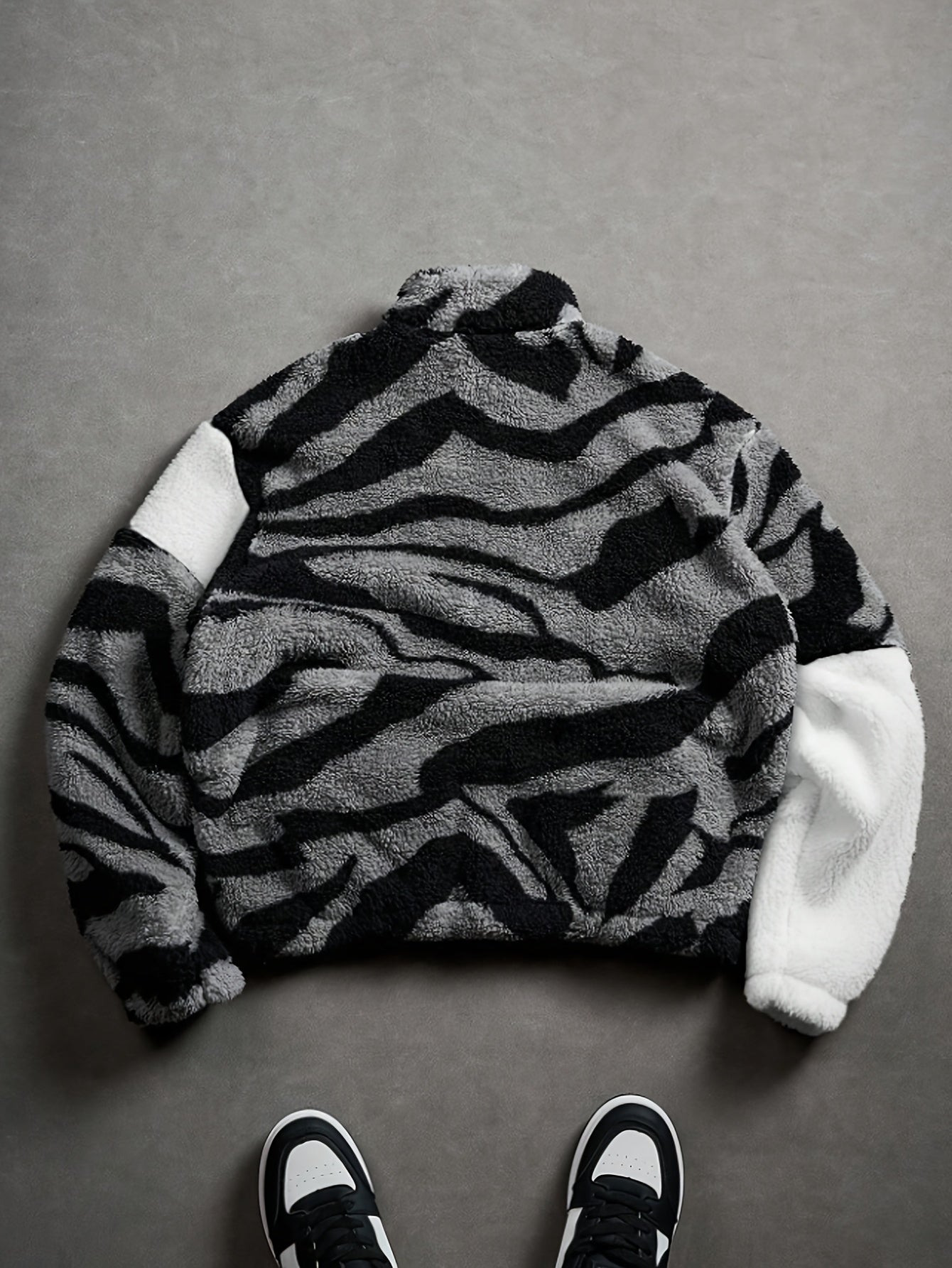 Christmas Gifts for Men Include a Trendy Black Plush Jacket with a Zip-Up Collar And Double Pockets, Featuring a Striking Zebra Pattern. The Fabric Is Thick, Warm, Soft, And Comfortable, Perfect for Everyday Outings, Commutin