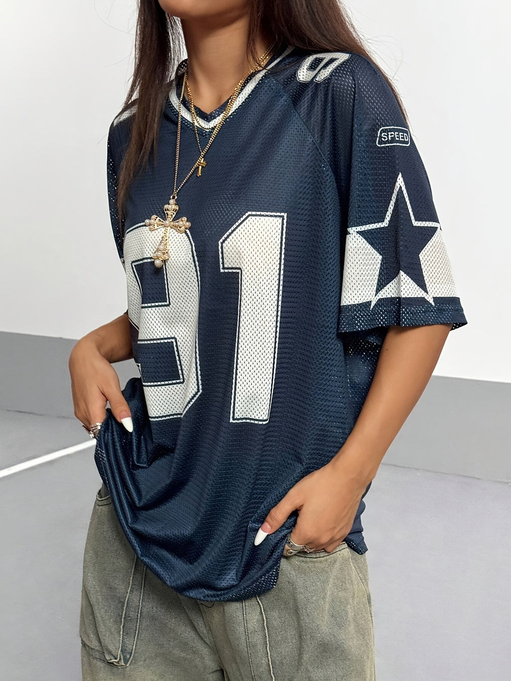 Women's Spring/summer Graphic T-shirt, Short-sleeved Loose-fit Sport T-shirt with Digital Graphics and Color-blocked Lettering