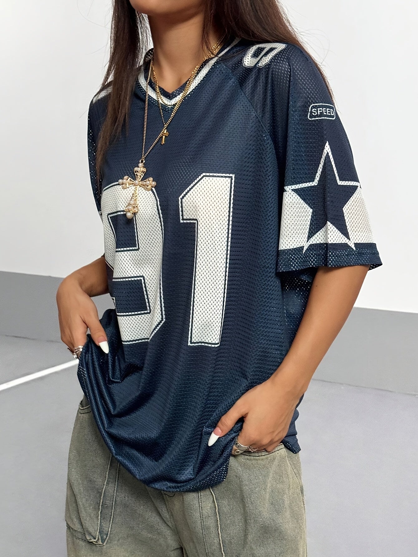 Women's Spring/summer Graphic T-shirt, Short-sleeved Loose-fit Sport T-shirt with Digital Graphics and Color-blocked Lettering