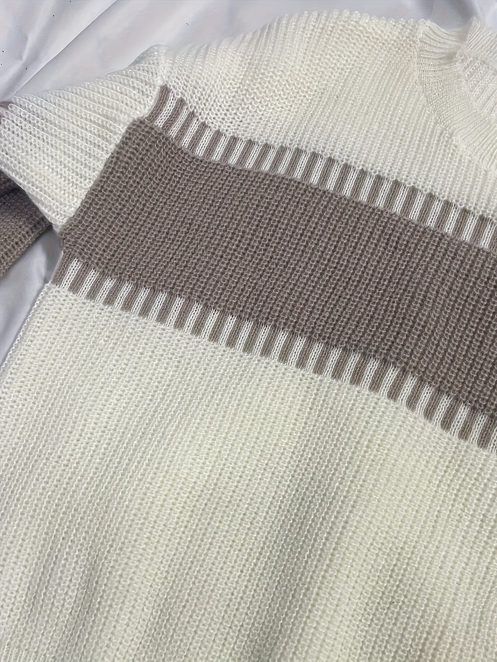 Women'S Sweater - Long Sleeve Round Neck Pullover Sweater with /Brown/ Horizontal Stripes, Drop Shoulder Design for Fall/Winter Layering